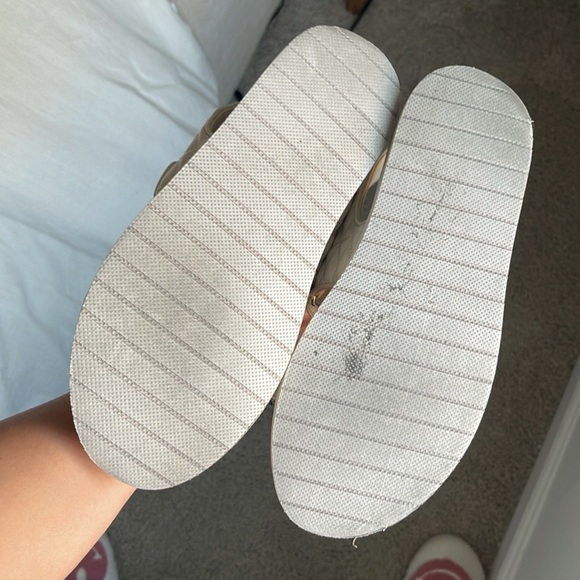 Target sandals - Picture 3 of 3